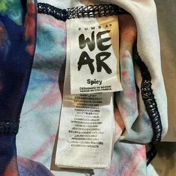 ZUMBA WORLDWIDE TIE DYE HIGH WAISTED BIKER SHORT Size Spicy - Picture 4 of 4